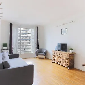 Eiffel Tower Cozy Place Apartamento París